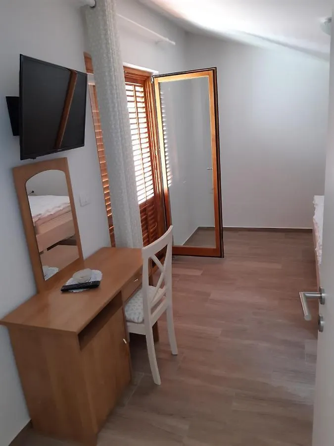 Apartment Finderli Buzet Holiday home